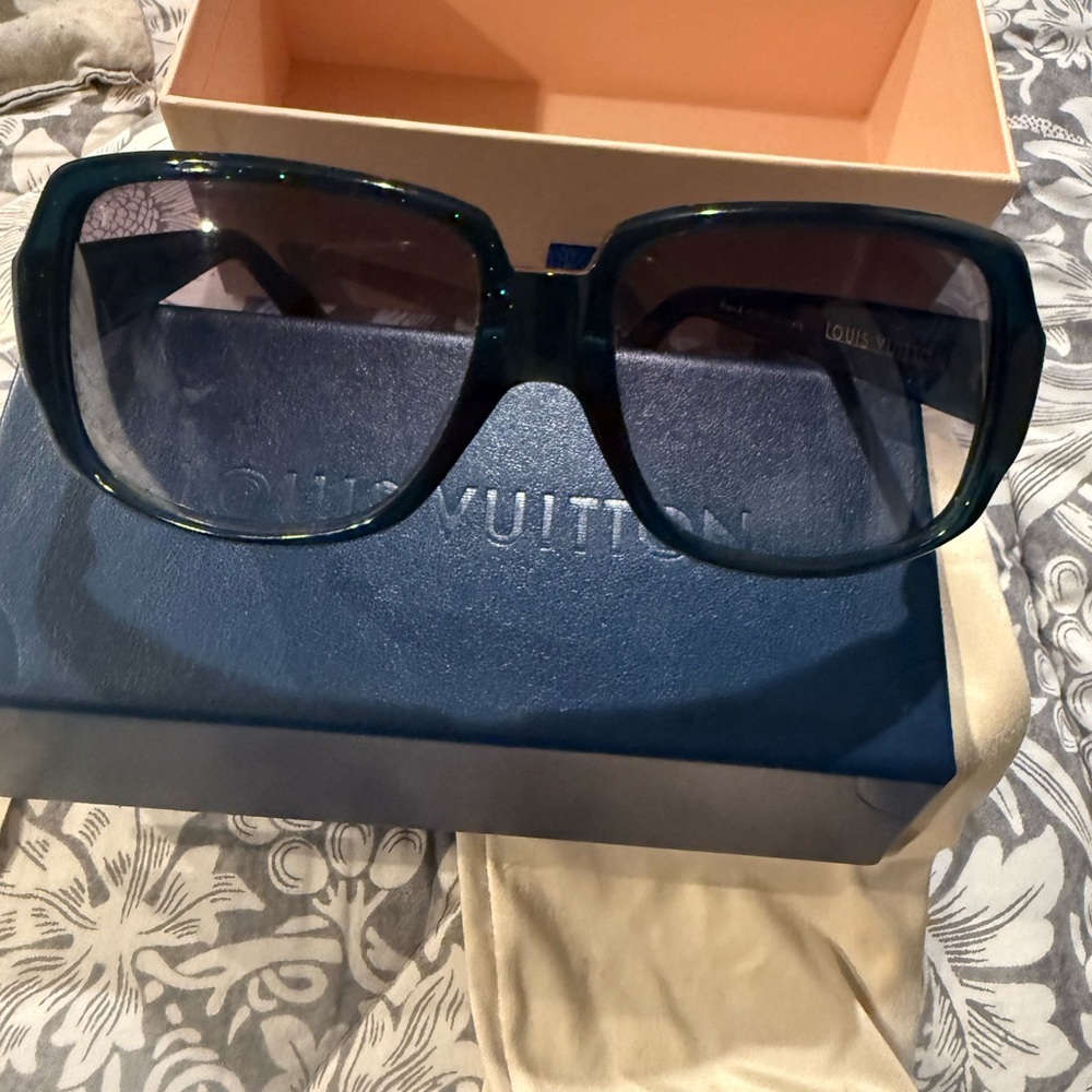 Louis Vuitton Teal Sunglasses